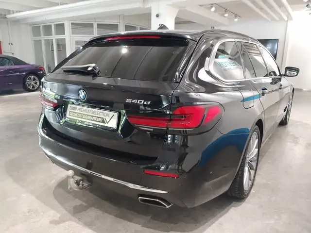 BMW 540