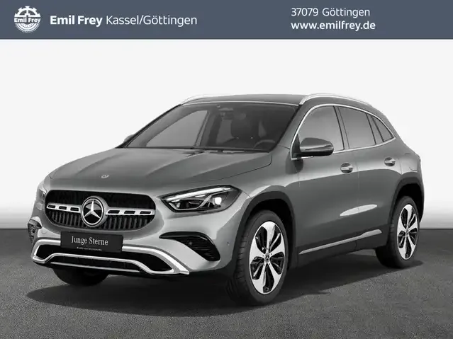Mercedes-Benz GLA 220