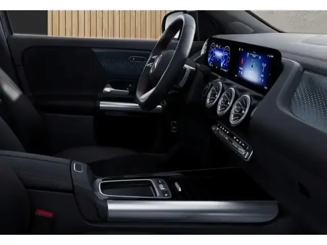 Mercedes-Benz EQA 350