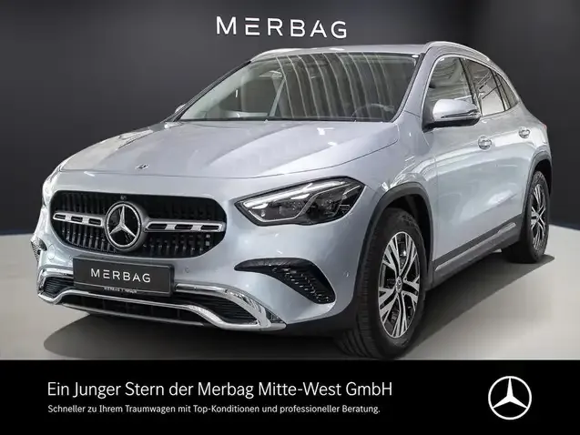 Mercedes-Benz GLA 180