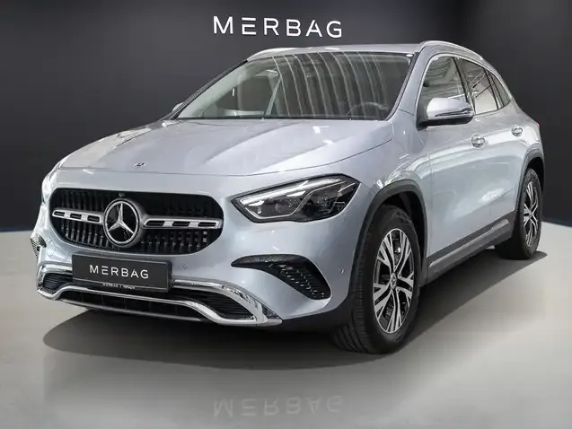 Mercedes-Benz GLA 180