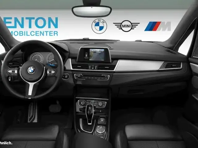 BMW 220