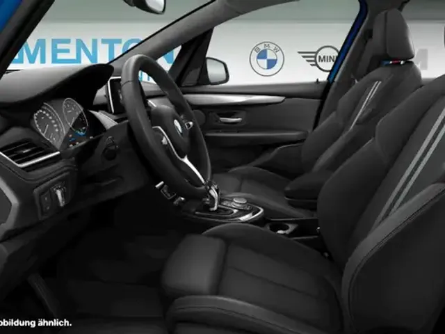BMW 220