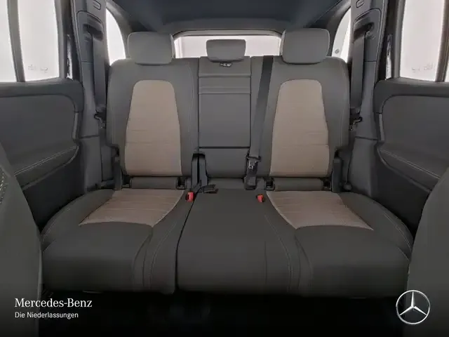 Mercedes-Benz EQB 250