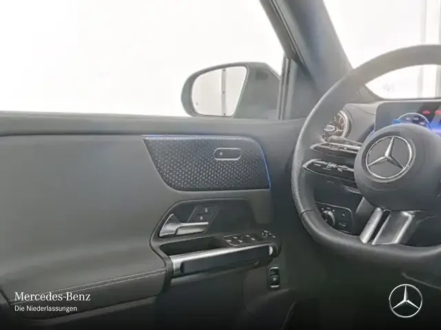 Mercedes-Benz EQB 250