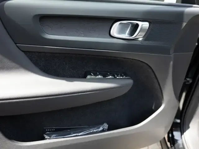 Volvo C40