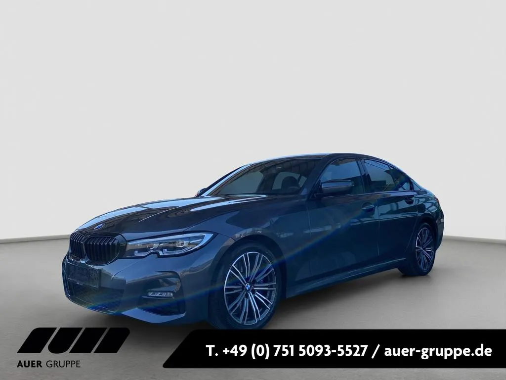 BMW 330