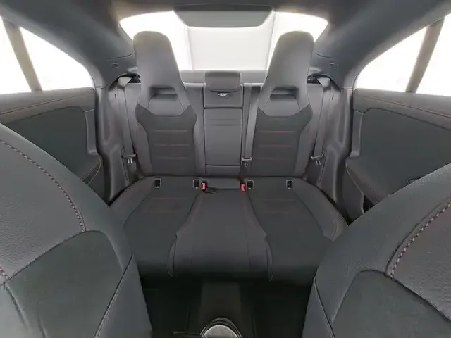 Mercedes-Benz CLA 220