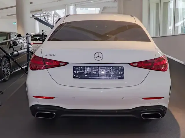 Mercedes-Benz C 180