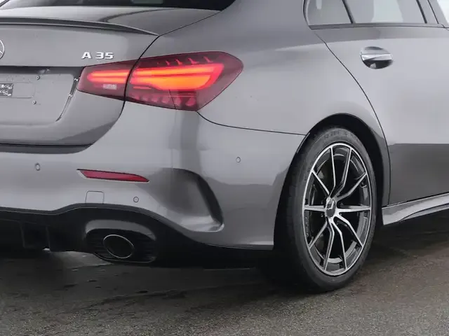 Mercedes-Benz A 35 AMG