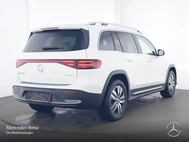 Mercedes-Benz EQB 300