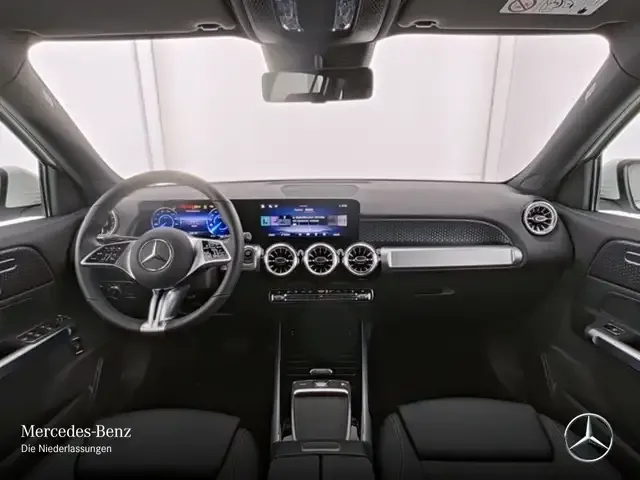 Mercedes-Benz EQB 300