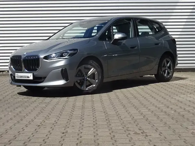 BMW 216