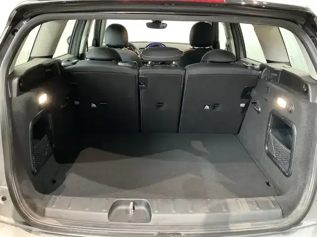 MINI Cooper Clubman