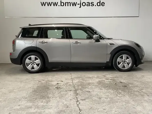 MINI Cooper Clubman