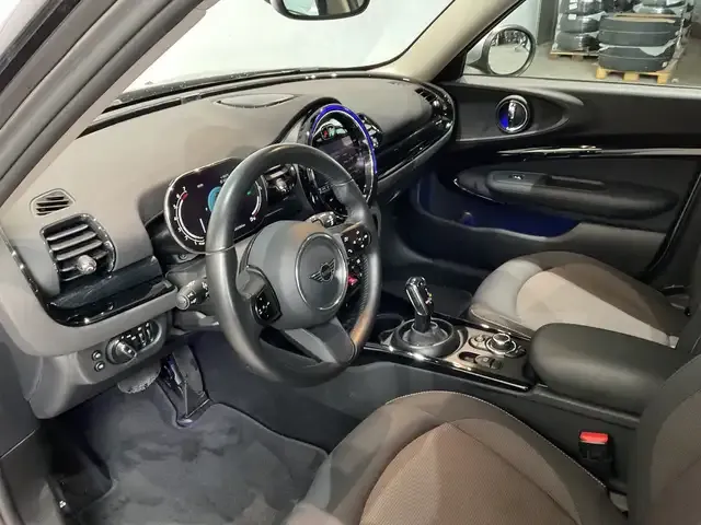 MINI Cooper Clubman