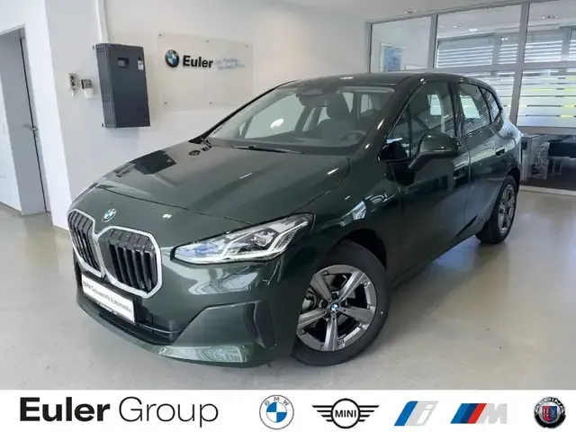 BMW 220