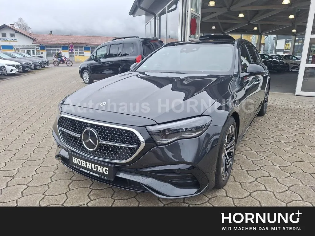 Mercedes-Benz E 300