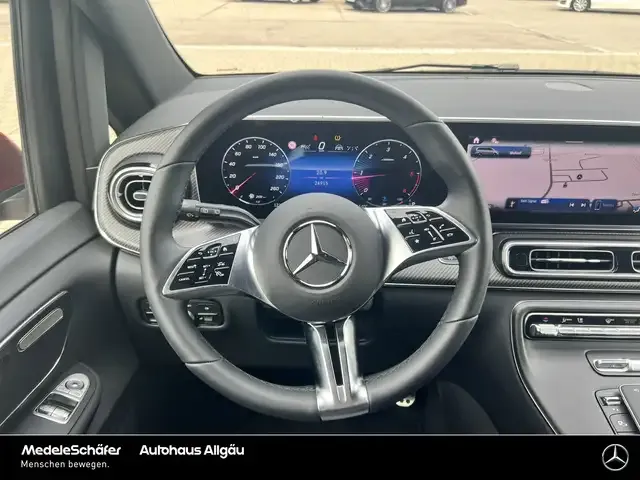 Mercedes-Benz V 220