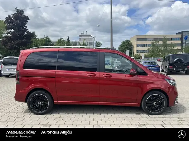 Mercedes-Benz V 220