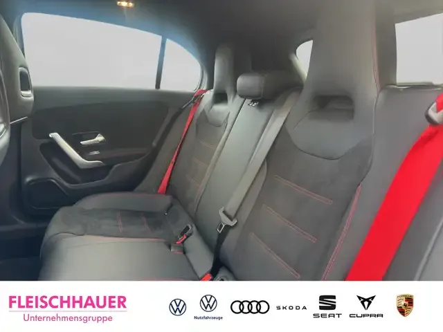 Mercedes-Benz A 35 AMG