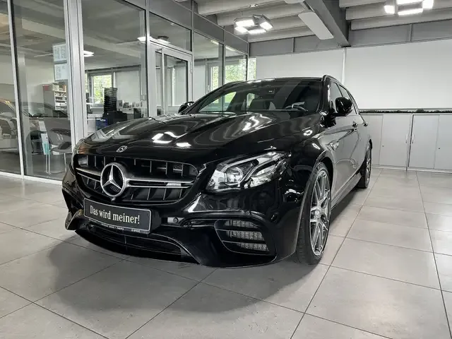 Mercedes-Benz E 63 AMG