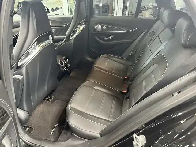 Mercedes-Benz E 63 AMG