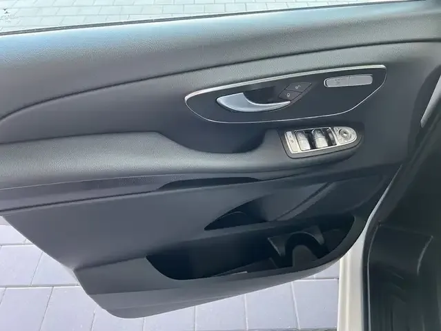 Mercedes-Benz V
