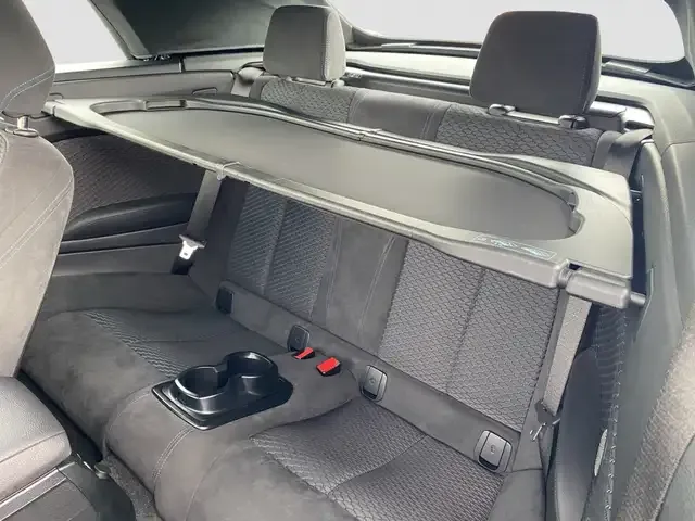 BMW 230