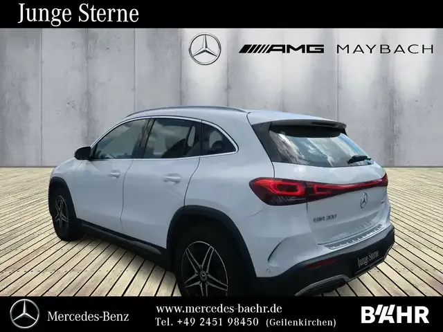 Mercedes-Benz EQA 300