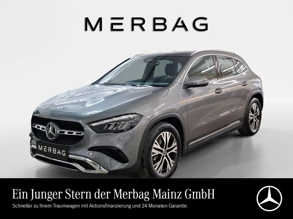 Mercedes-Benz GLA 180