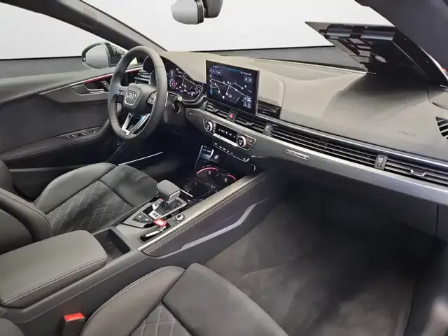 Audi RS5