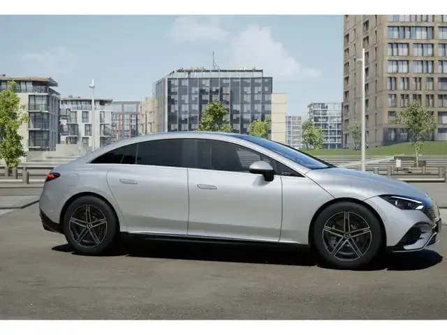 Mercedes-Benz EQE 300