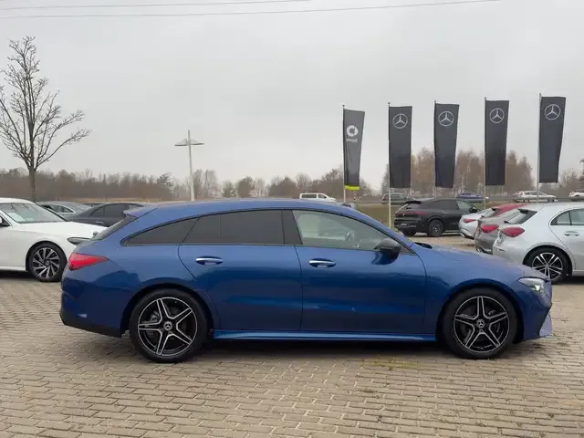 Mercedes-Benz CLA 200