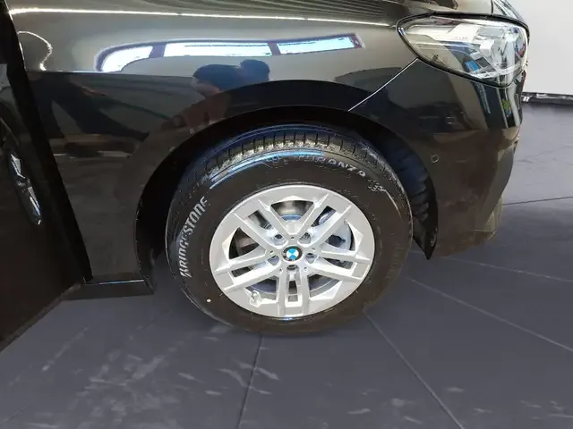 BMW 216