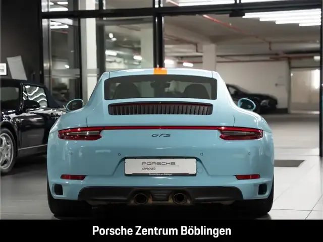 Porsche 991
