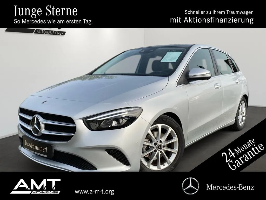 Mercedes-Benz B 180