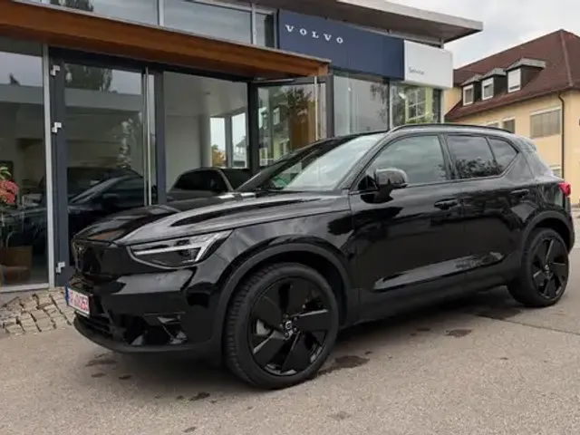 Volvo EX40