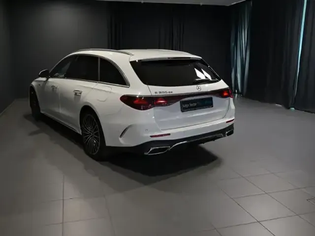 Mercedes-Benz E 300