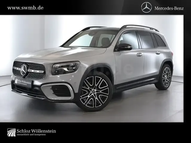 Mercedes-Benz GLB 220
