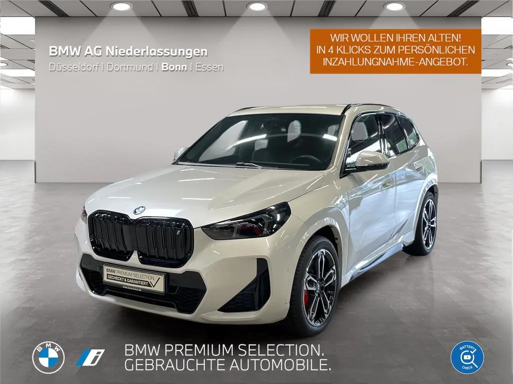 BMW iX1