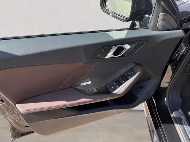 BMW 114