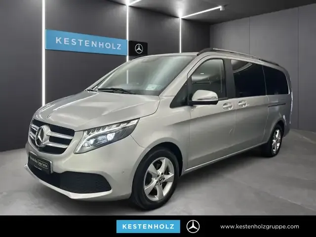Mercedes-Benz V 220