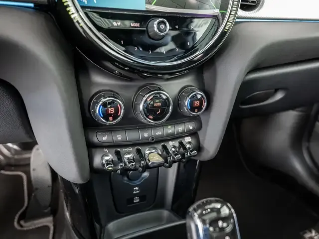 MINI Cooper SE