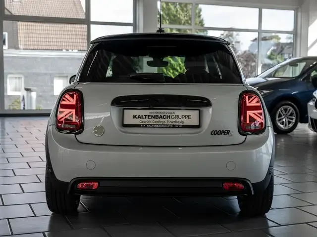 MINI Cooper SE