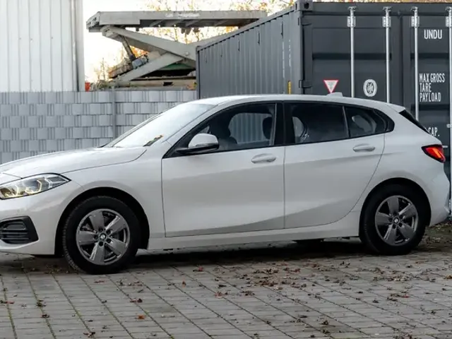 BMW 118