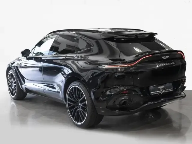 Aston Martin DBX