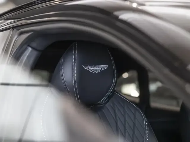 Aston Martin DBX