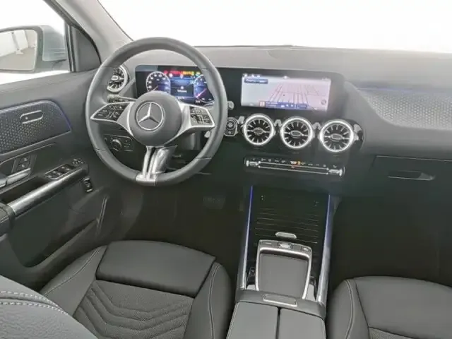 Mercedes-Benz GLA 180
