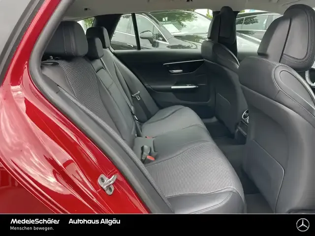 Mercedes-Benz C 180